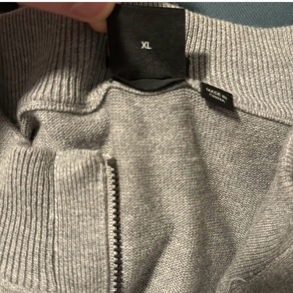 Hugo Boss Men's Quarter Zip-Up Gray Sweater XL - Picture 9 of 10